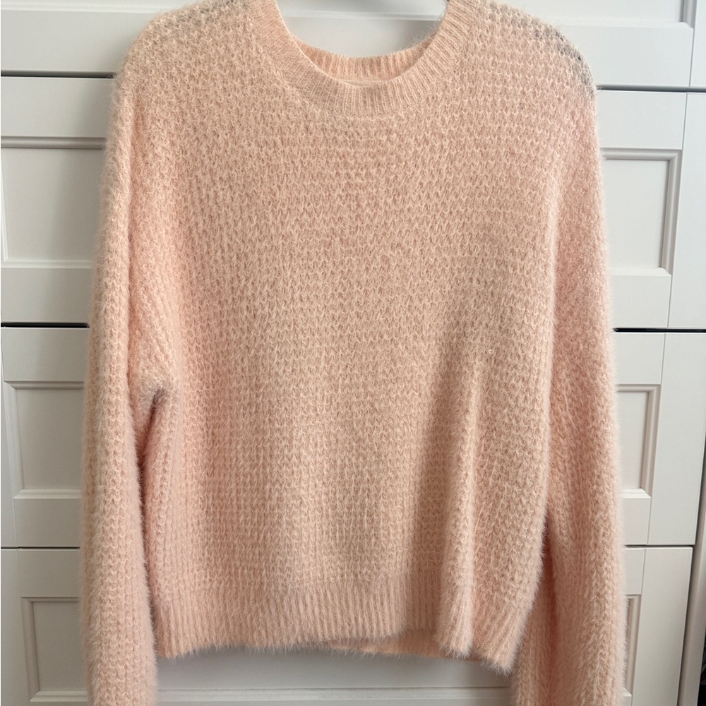 Forever 21 Soft Blush Fuzzy Knit Sweater